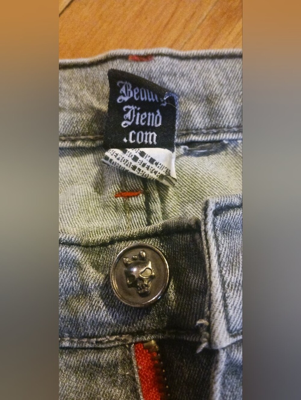 Vintage Beauty Fiend Cuffed Capri Jeans Y2K Mall Goth Punk S - Picture 5 of 6